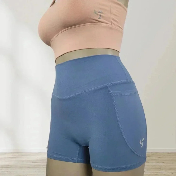 Pedigree eMPWR Women High-Waist Workout Shorts | Dual Pockets | No Front Seam - Picture 4 of 7